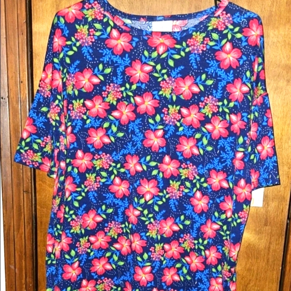 Lularoe Short Sleeve Tunic Casual Top Dark Blue Floral Print Size XS New